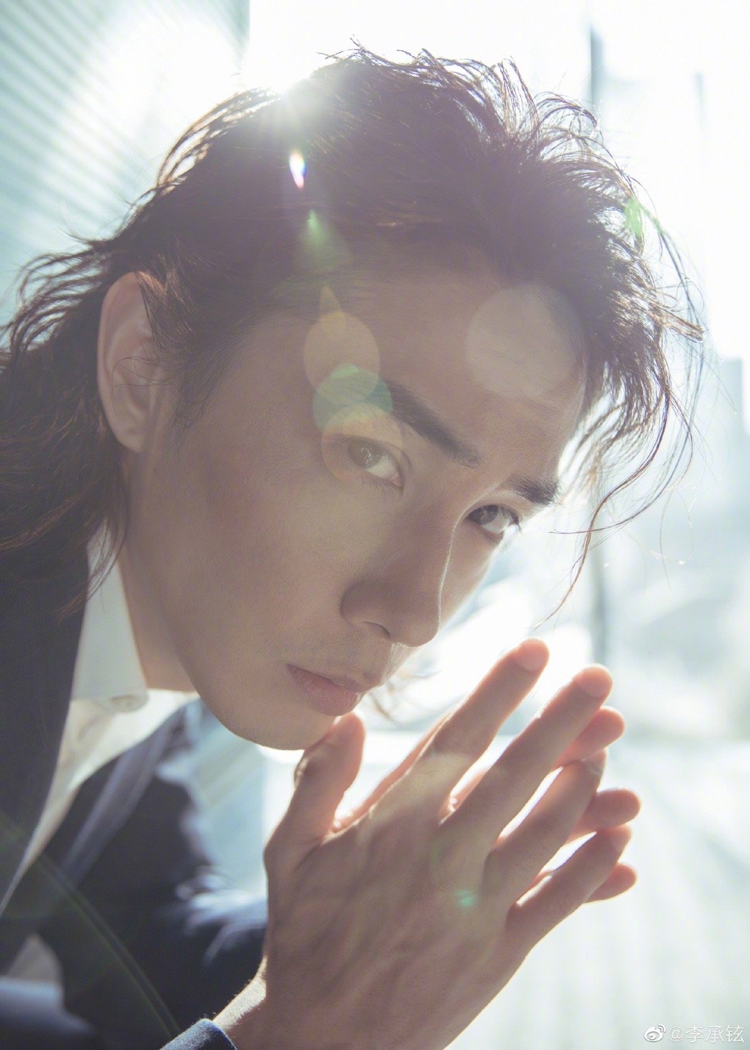 李承铉发文说新歌来了我爱你就像16号见像什么嫩