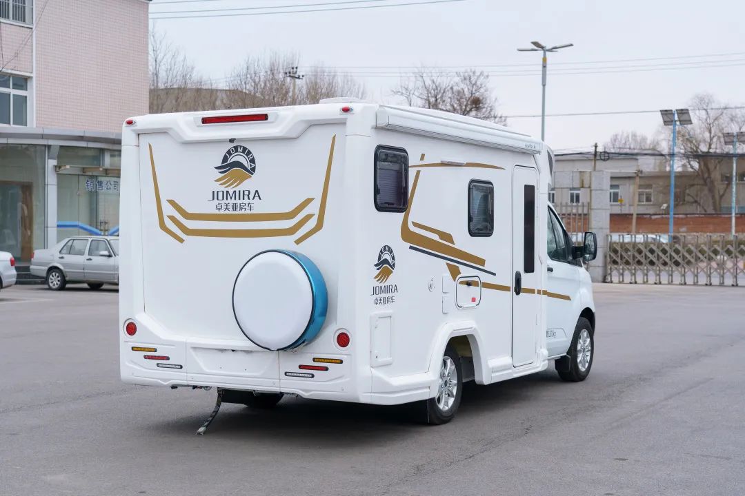 驰骋而至领略魅力卓美亚卓越x1全新维度定义c级房车