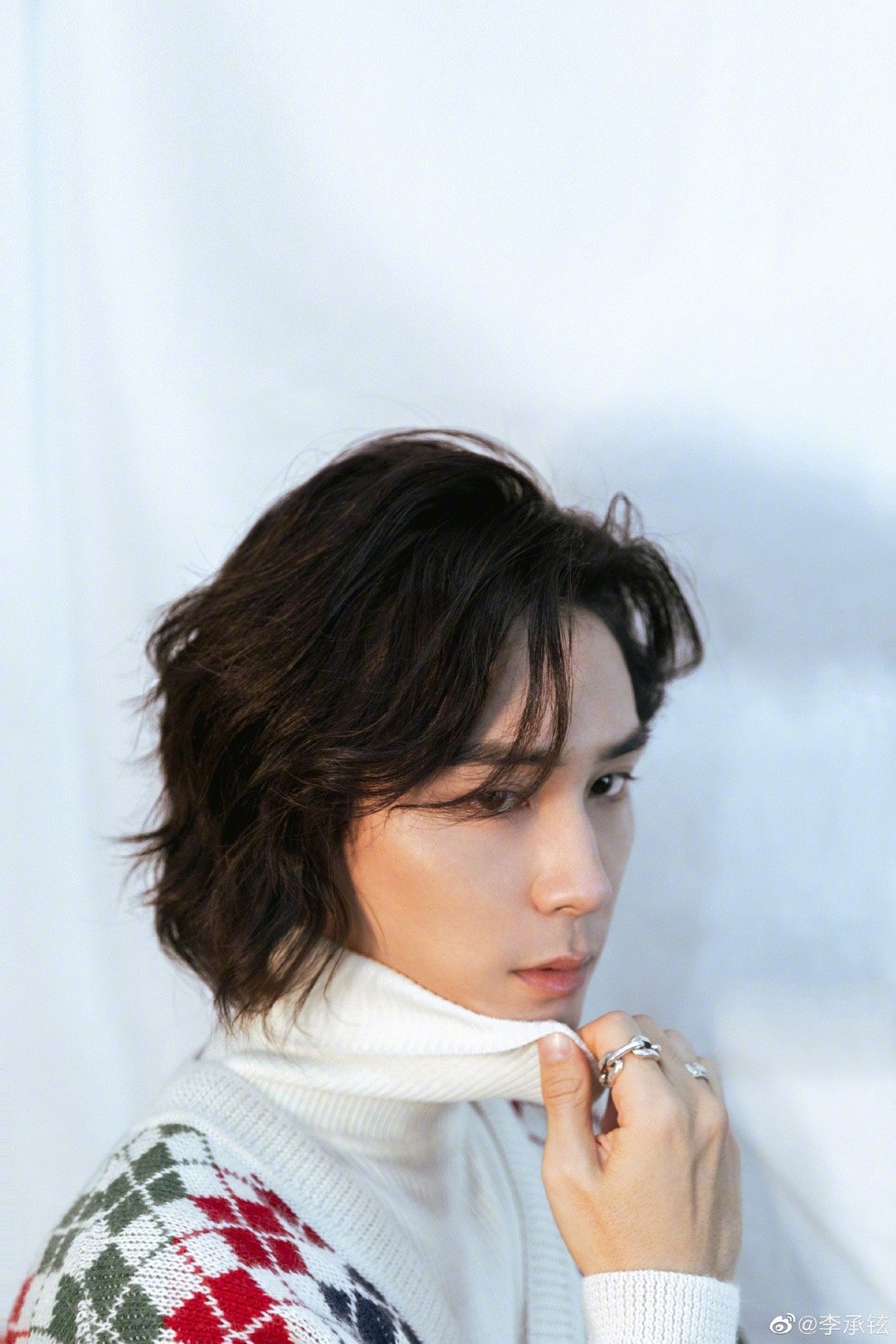 李承铉发文说新歌来了我爱你就像16号见像什么嫩