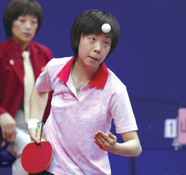19岁零封张怡宁女乒天才少女三战奥运会为何在巅峰时期退役