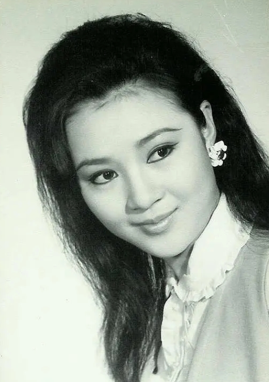 凭“潘金莲”斩获金马奖最佳女主角,汪萍的一生爱恨分明休闲区蓝鸢梦想 - Www.slyday.coM 凭“潘金莲”斩获金马奖最佳女主角,汪萍的一生爱恨分明休闲区蓝鸢梦想 - Www.slyday.coM