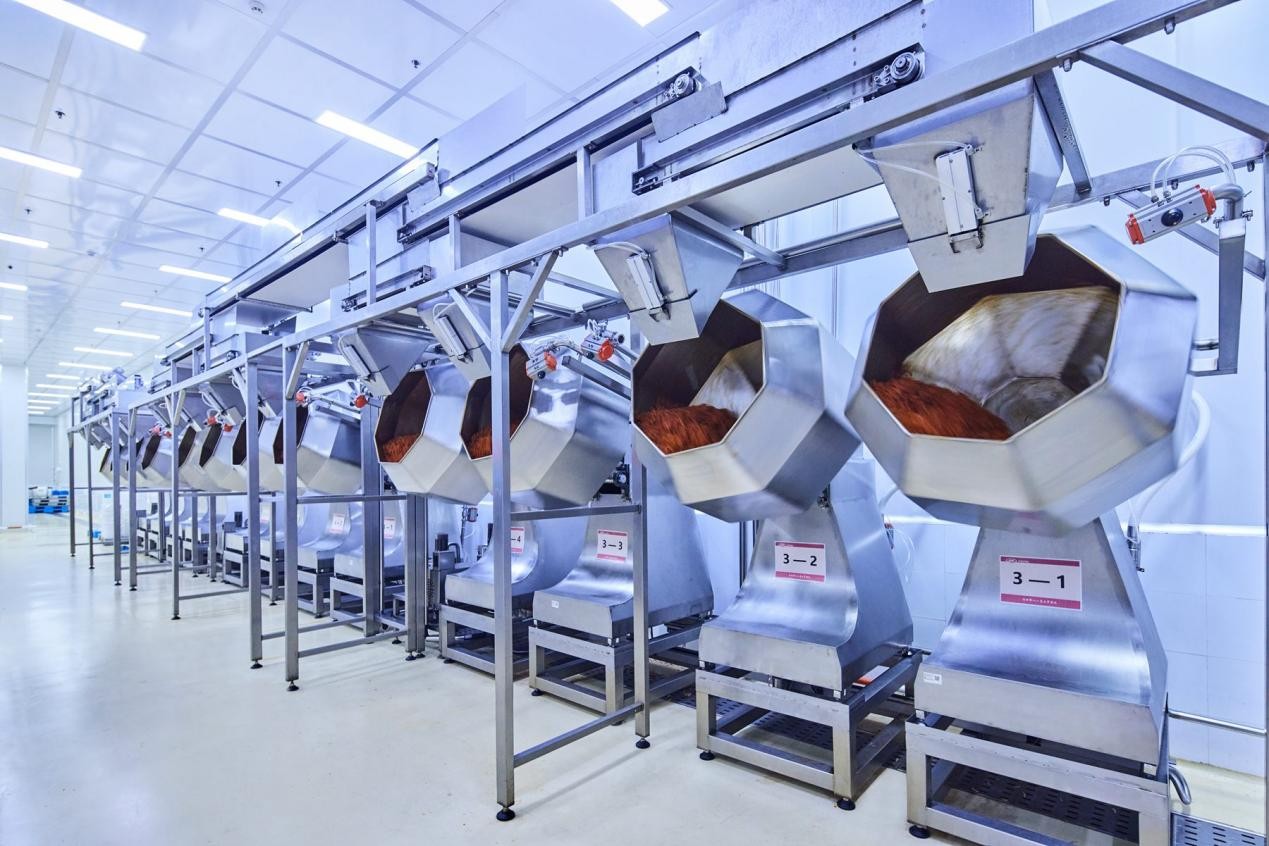 卫龙老板带领集团走向世界,美味辣条攻占外国人味蕾