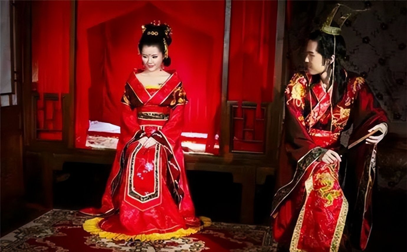 古人也为“剩男剩女”绞尽了脑汁,他们为此想的办法更是简单粗暴休闲区蓝鸢梦想 - Www.slyday.coM 古人也为“剩男剩女”绞尽了脑汁,他们为此想的办法更是简单粗暴休闲区蓝鸢梦想 - Www.slyday.coM