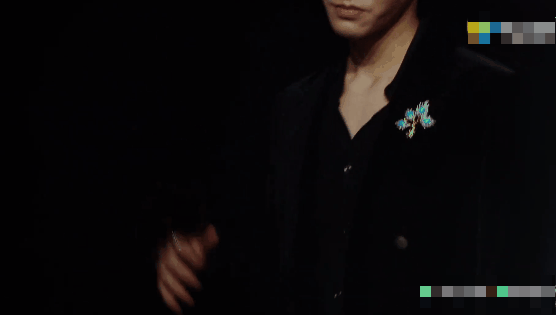 这些年,明星的做作红毯,白眼飞上天、扭捏成了精,原谅我笑出声休闲区蓝鸢梦想 - Www.slyday.coM 这些年,明星的做作红毯,白眼飞上天、扭捏成了精,原谅我笑出声休闲区蓝鸢梦想 - Www.slyday.coM