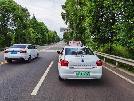 绿色驾考新时代传递城市新蓝天成都驾考行业新能源考试车上线
