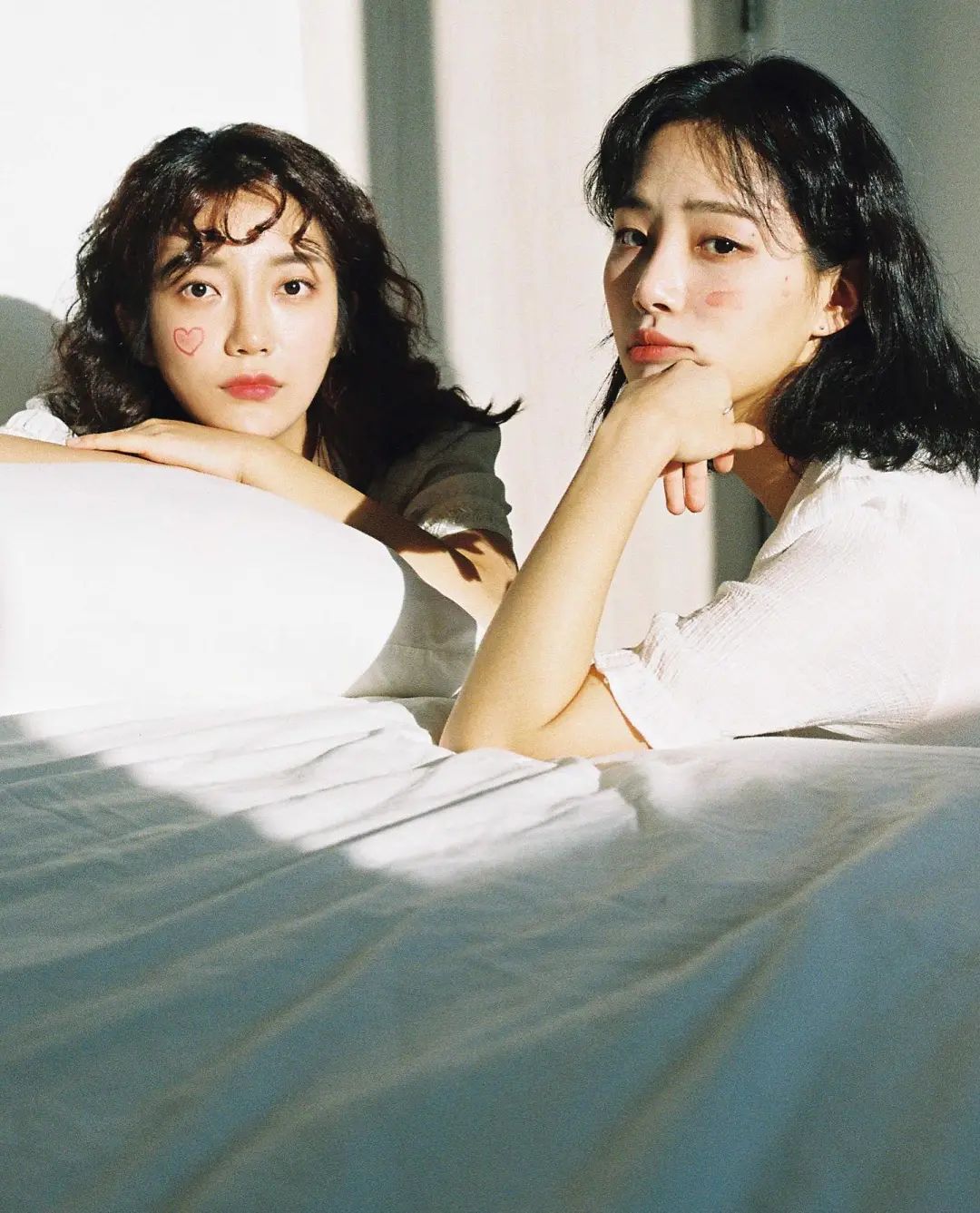 夏日闺蜜合照全攻略这样拍超甜又好看