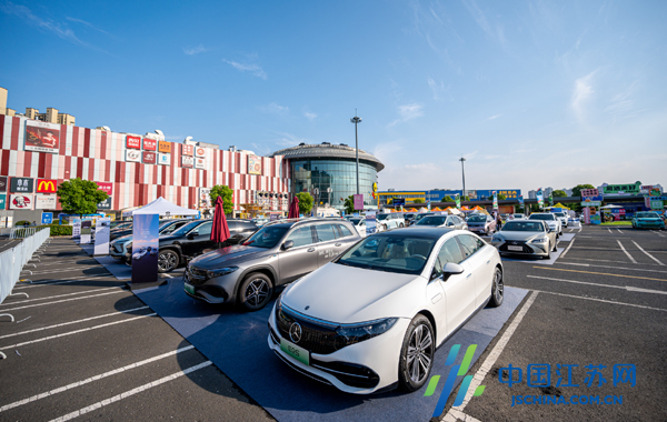 无锡锡山举办首届新能源汽车展发放500万元购车惠民券