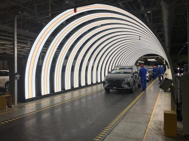 上海企业复产 全国车企开始攻坚战 6月车市会依旧艰难