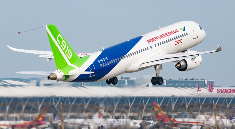 首架交付的C919完成首飞：单价6亿人民币，预计今年交付给东航休闲区蓝鸢梦想 - Www.slyday.coM