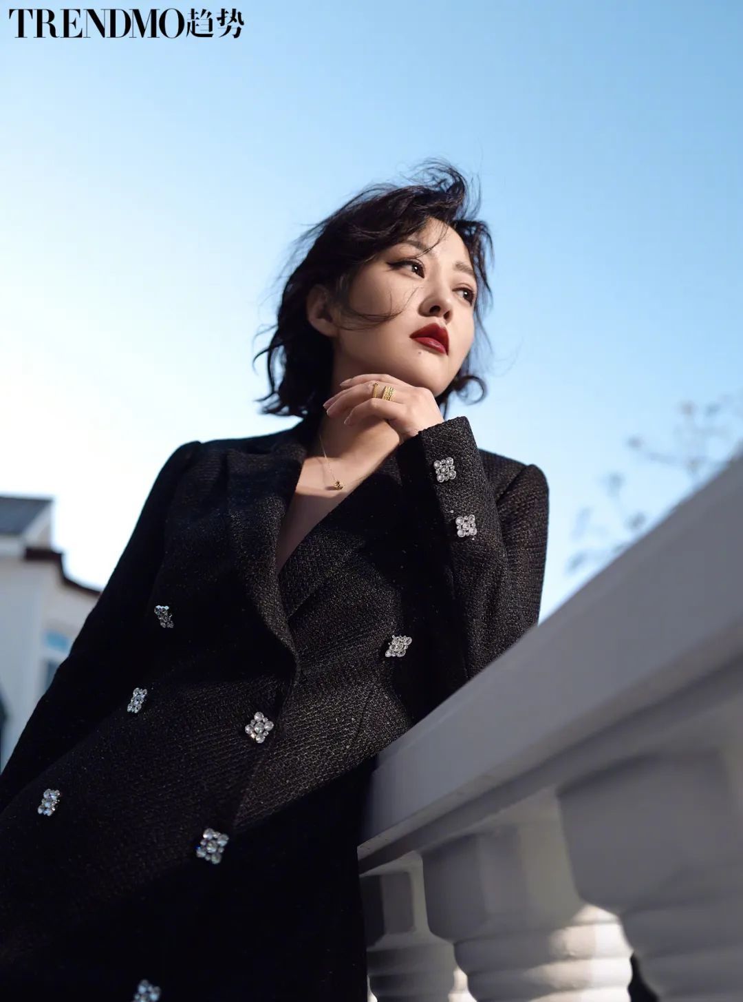 演员郝蕾trendmo趋势六月封面大片演绎复古优雅贵妇格调
