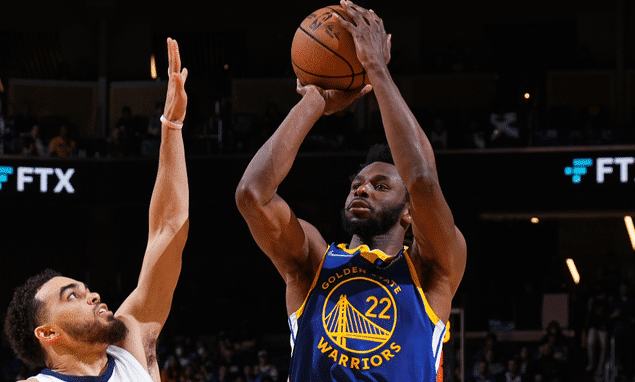 在面对维金斯的防守,琼斯最后一场比赛的表现是15投2中,13%的投篮命中