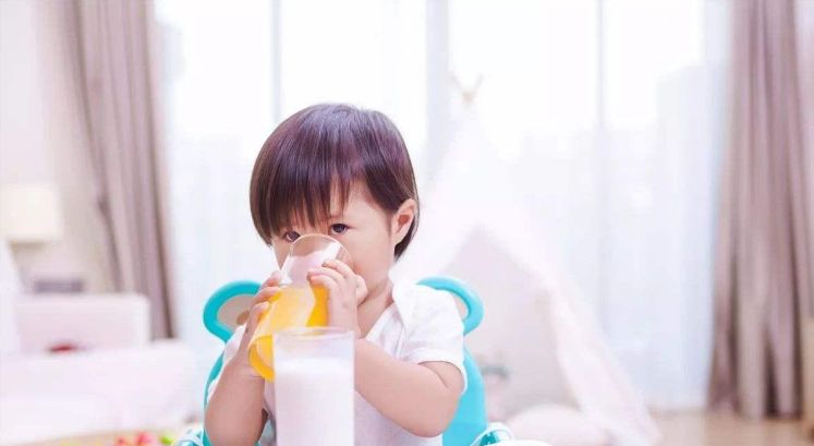 孩子3岁前，不要给他吃这5种看似营养的食物，当心影响孩子发育休闲区蓝鸢梦想 - Www.slyday.coM