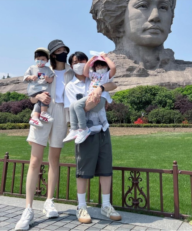 王祖蓝晒出女儿唱歌视频，gabby要继承爸爸衣钵，或将进入演艺圈休闲区蓝鸢梦想 - Www.slyday.coM