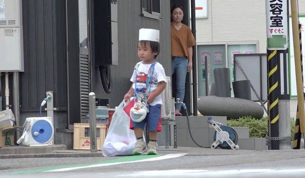 铁血的美国家长，怎么变成了溺爱王中王？休闲区蓝鸢梦想 - Www.slyday.coM