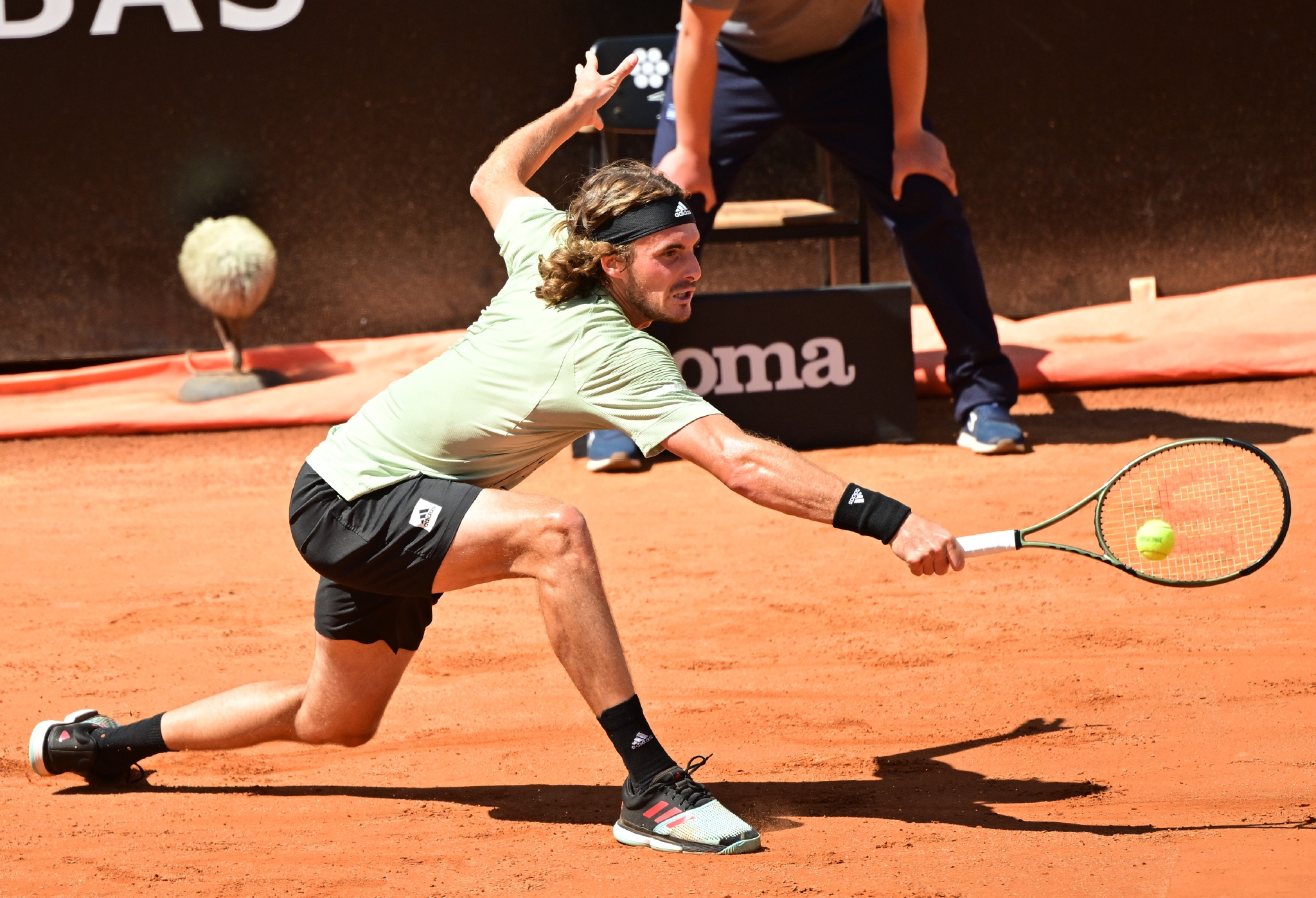 网球意大利公开赛齐齐帕斯晋级男单决赛