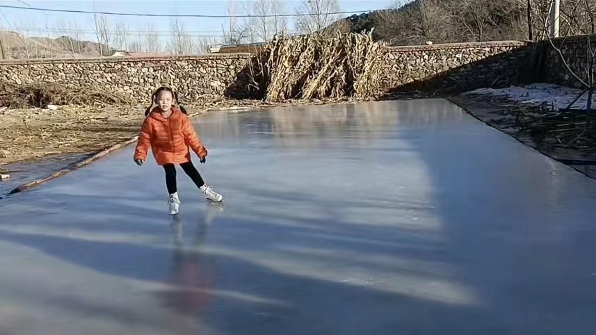 追光丨国际家庭日：什么是快乐星球，啊不，体育家庭？休闲区蓝鸢梦想 - Www.slyday.coM