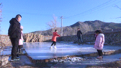 追光丨国际家庭日：什么是快乐星球，啊不，体育家庭？休闲区蓝鸢梦想 - Www.slyday.coM
