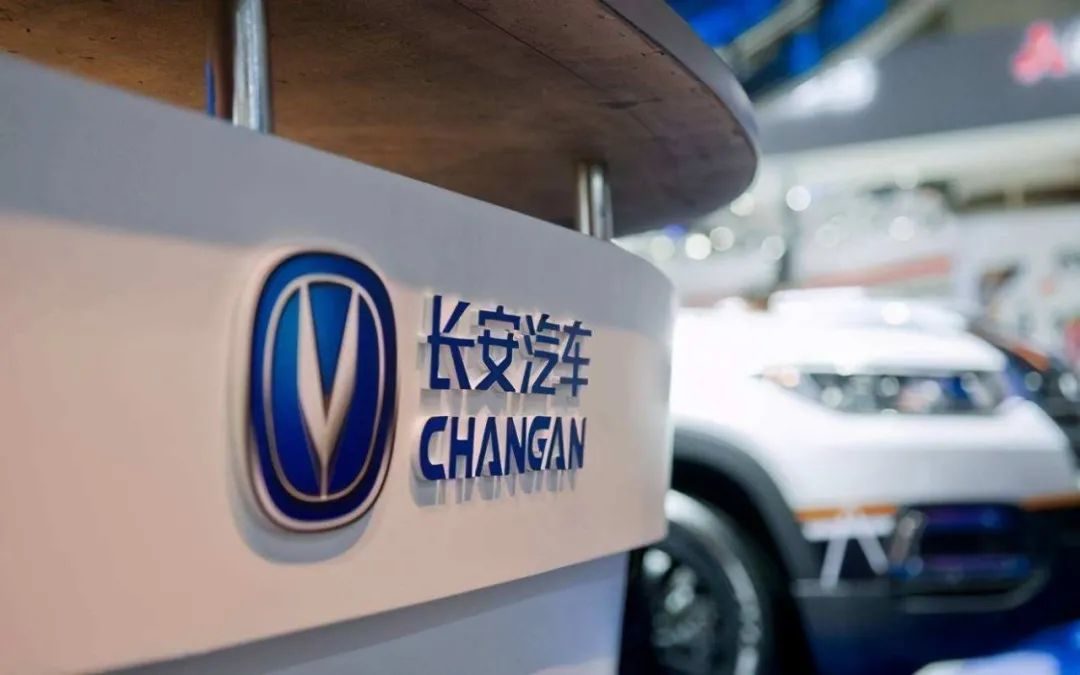长安这是不打算解决部分奔奔E-Star方向盘不能回正问题了？