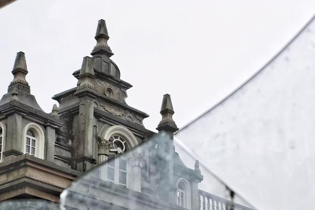 曾经的电影取景地,如今的烂尾楼!南京这一古堡,如今已被遗忘!休闲区蓝鸢梦想 - Www.slyday.coM 曾经的电影取景地,如今的烂尾楼!南京这一古堡,如今已被遗忘!休闲区蓝鸢梦想 - Www.slyday.coM