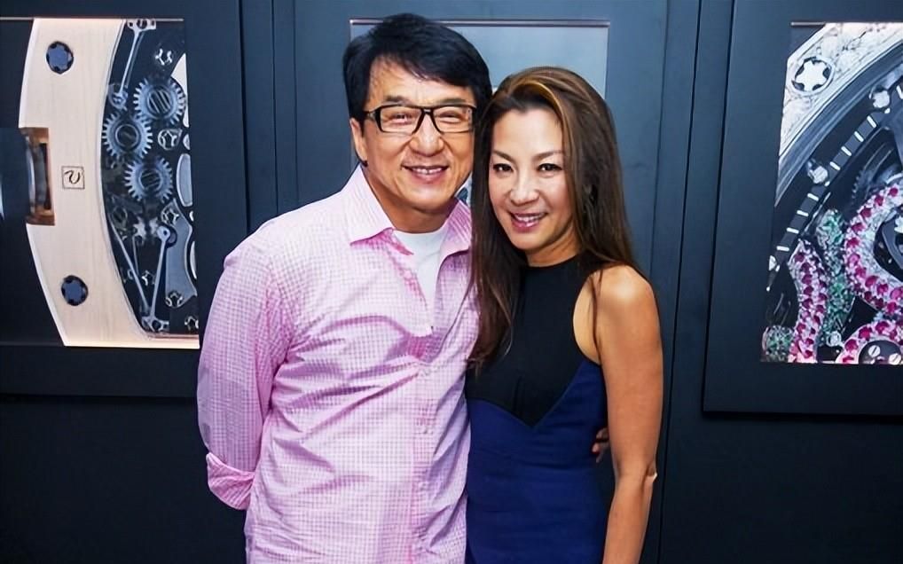 杨紫琼向成龙炫耀《瞬息全宇宙》的成功,称他错过主演是他的损失