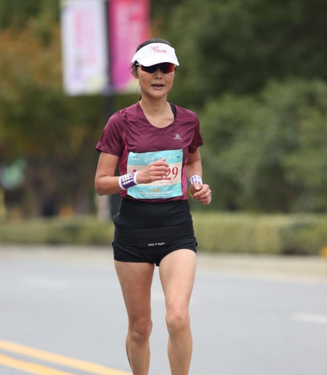 马拉松赛场是试金石真假跑者一目了然