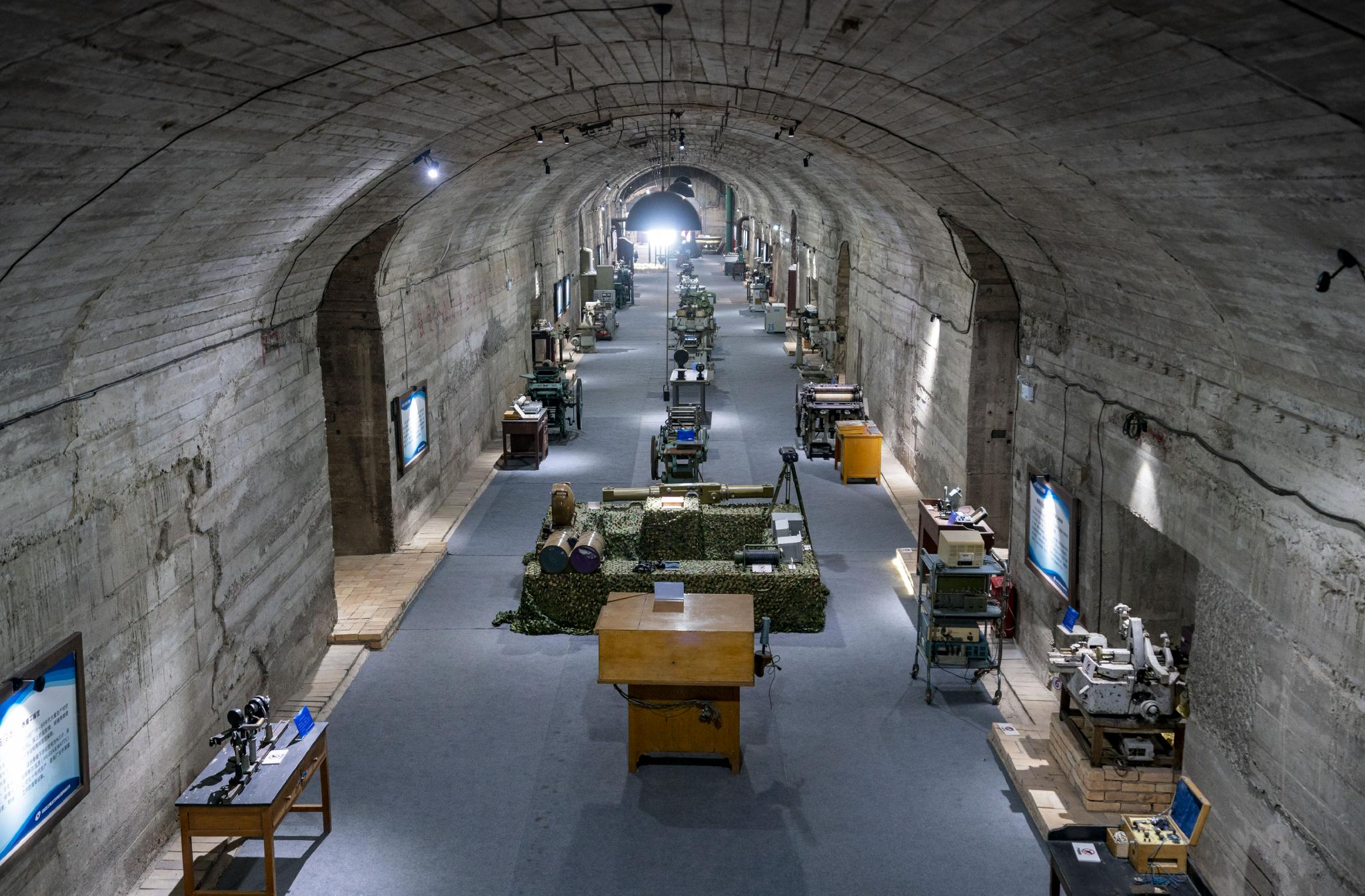 “藏”在山洞里的博物馆——中国光学历史博物馆休闲区蓝鸢梦想 - Www.slyday.coM