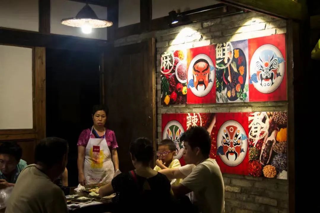 上海烟火气要回来了？全国餐饮业复苏，自救、他助缺一不可休闲区蓝鸢梦想 - Www.slyday.coM