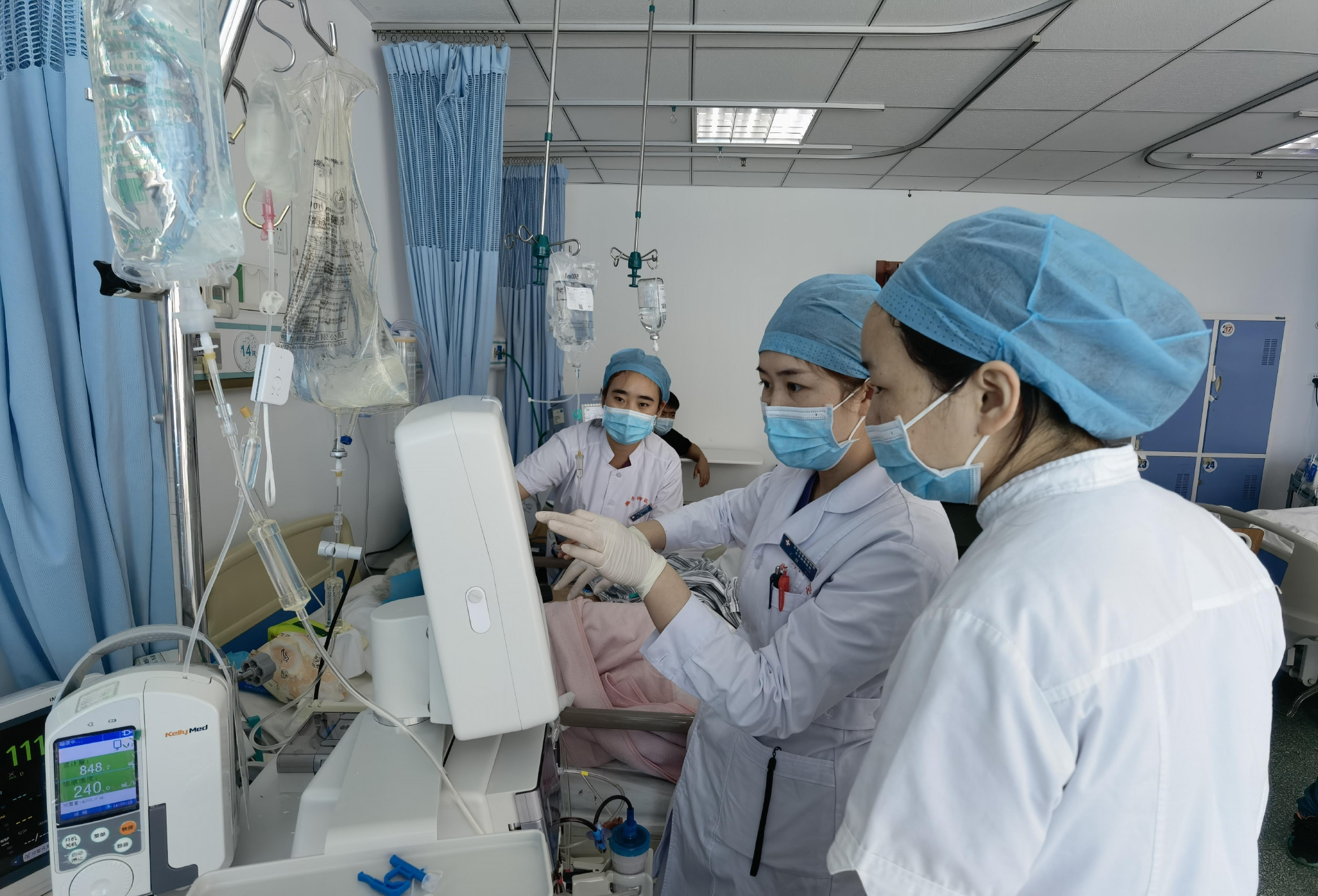 北京垂杨柳医院首家黄码血透中心的2104次疗愈