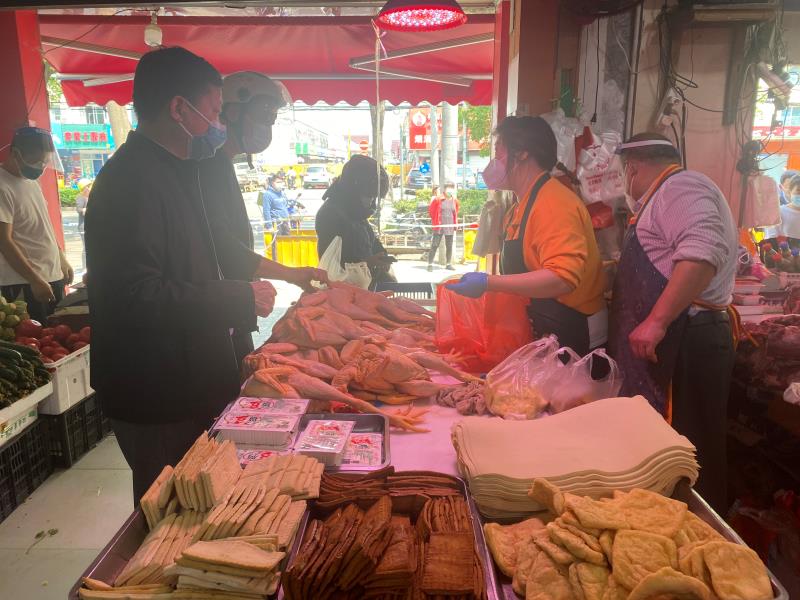 有序放开、有限流动、有效管控，这个郊区小镇的“烟火气”正在逐步回归休闲区蓝鸢梦想 - Www.slyday.coM