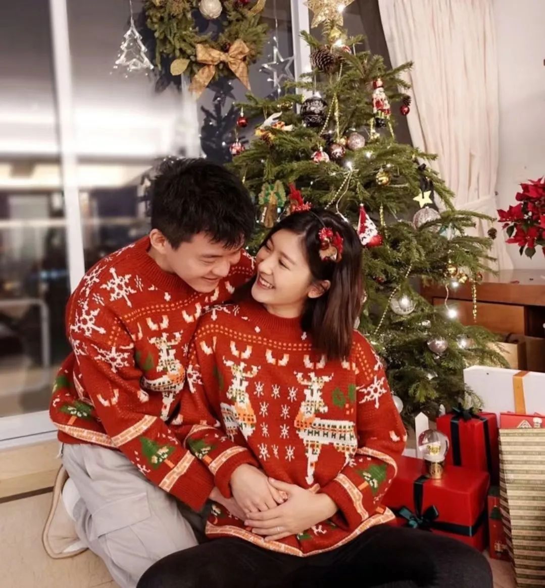 富贵！28岁香港人气女神成功转型当KOL，升级豪门少奶奶夫家家境显赫休闲区蓝鸢梦想 - Www.slyday.coM