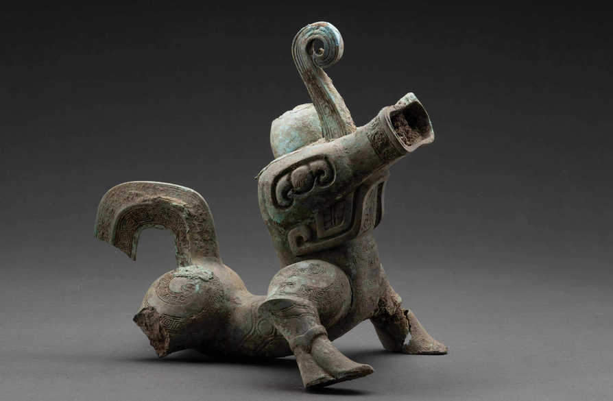 新发现的三星堆“铜神兽”首次亮相，神似“机器狗”休闲区蓝鸢梦想 - Www.slyday.coM