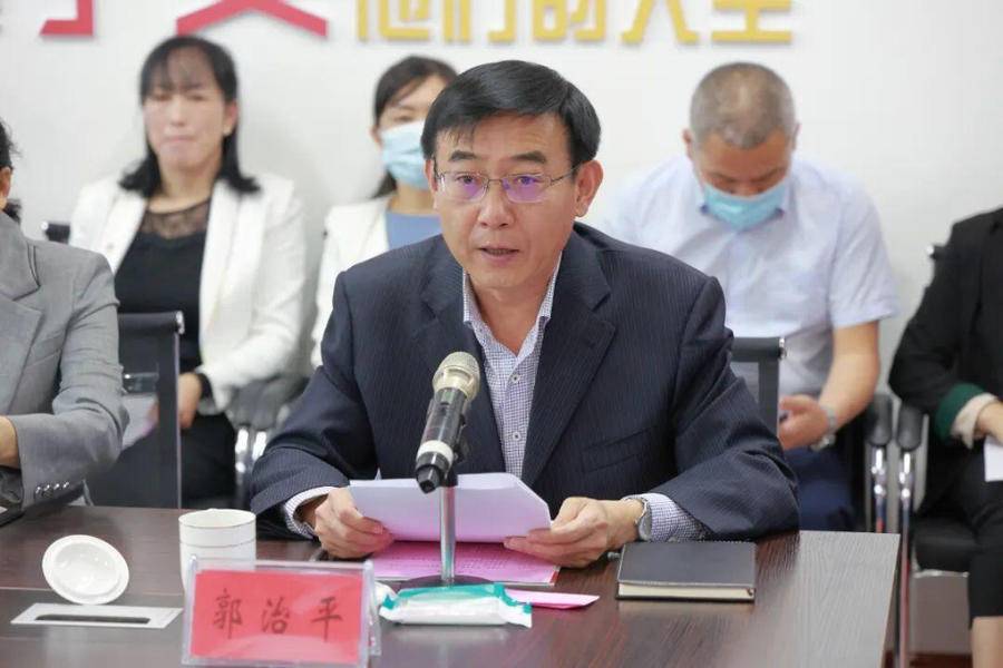 潍坊市家校社协同共育工作委员会成立