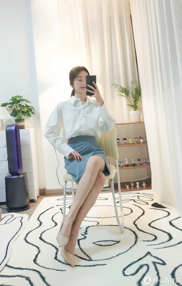 上班穿搭，气质比时髦重要么？6套真人秀穿搭，打造职场OL风！休闲区蓝鸢梦想 - Www.slyday.coM