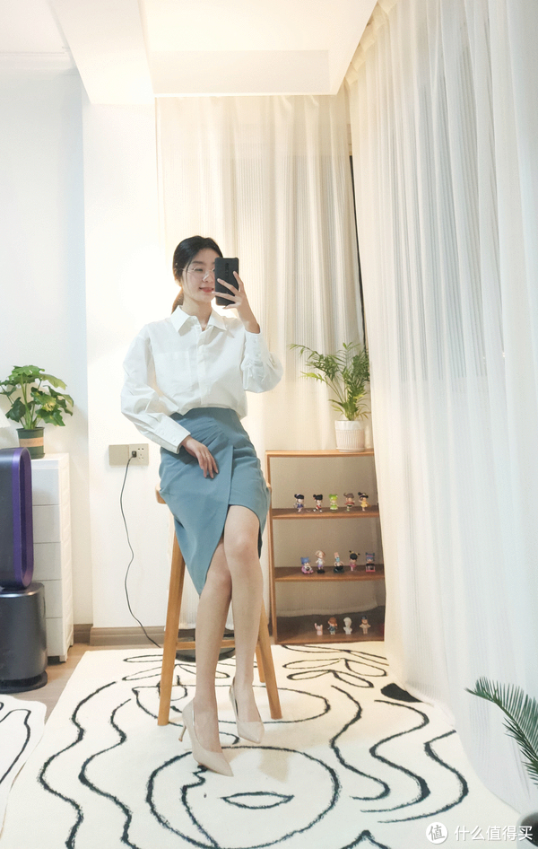 上班穿搭，气质比时髦重要么？6套真人秀穿搭，打造职场OL风！休闲区蓝鸢梦想 - Www.slyday.coM