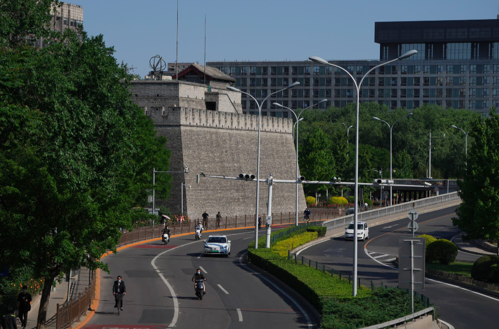 周一早高峰北京东二环路通行顺畅