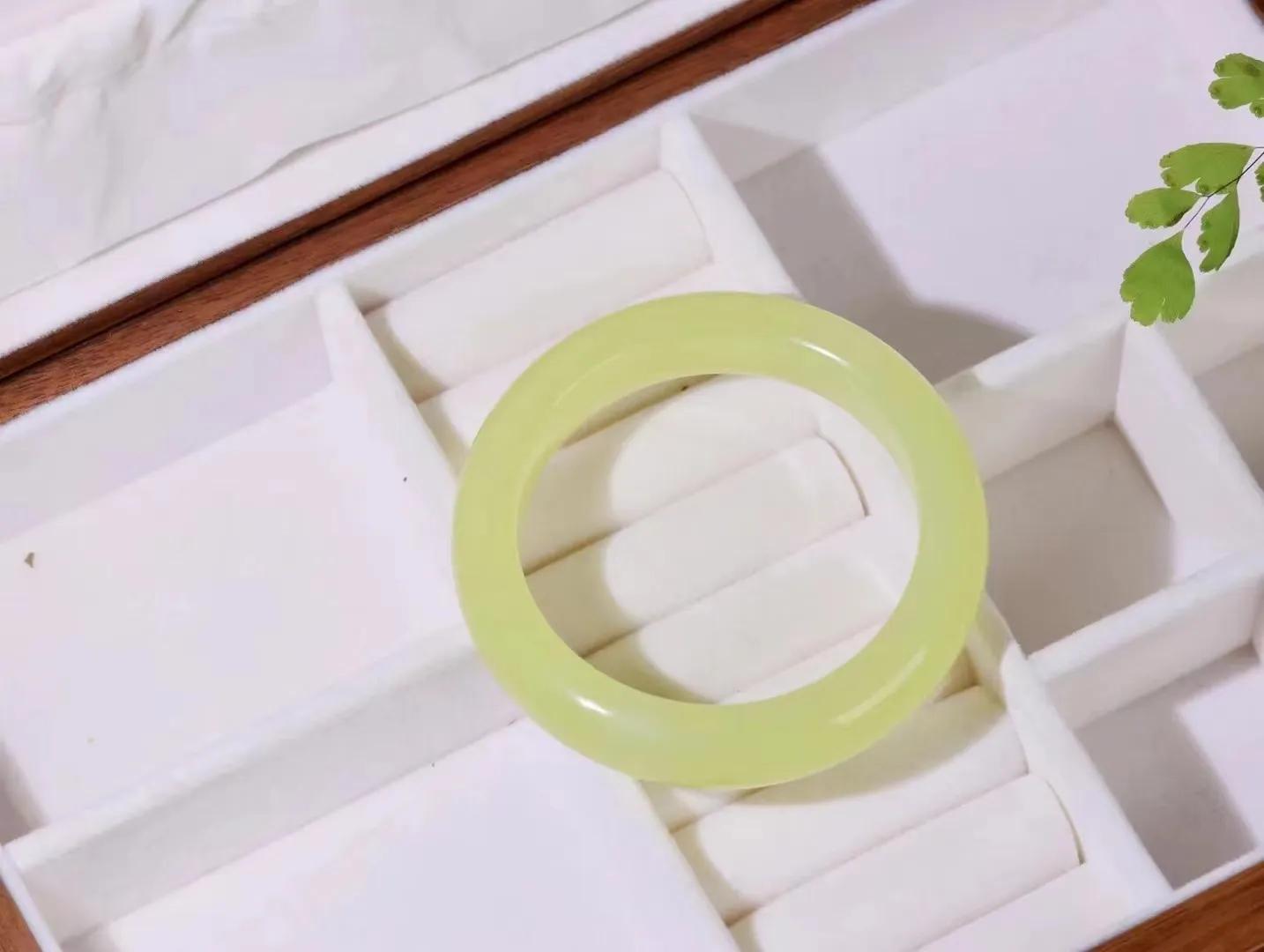 新疆黄囗若羌黄囗卡七,108珠串市面多少钱?