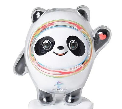 不知道大家还记不记得冬奥会的吉祥物"冰墩墩",就在这个月,冰墩墩又上