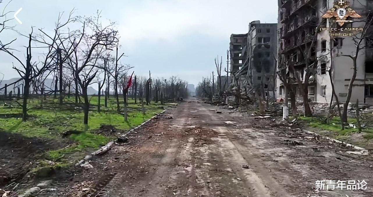 俄乌冲突已进入转折点,亚速营钢铁厂乌军士兵举白旗投降休闲区蓝鸢梦想 - Www.slyday.coM 俄乌冲突已进入转折点,亚速营钢铁厂乌军士兵举白旗投降休闲区蓝鸢梦想 - Www.slyday.coM