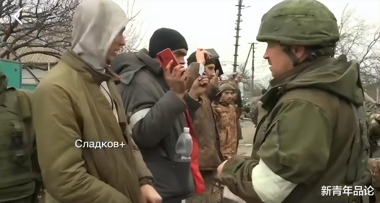 俄乌冲突已进入转折点,亚速营钢铁厂乌军士兵举白旗投降休闲区蓝鸢梦想 - Www.slyday.coM 俄乌冲突已进入转折点,亚速营钢铁厂乌军士兵举白旗投降休闲区蓝鸢梦想 - Www.slyday.coM