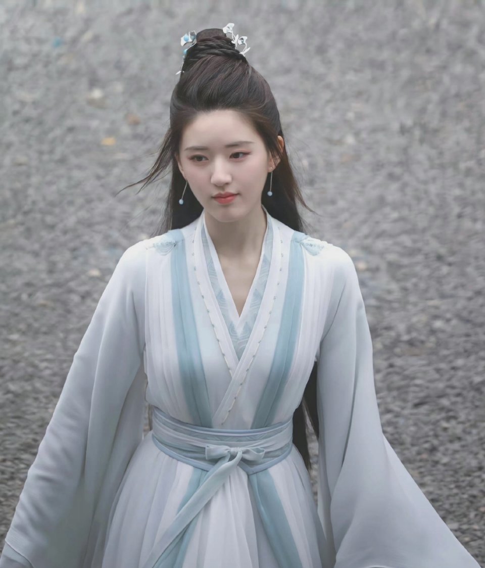 赵露思发博告别且试天下白风夕愿白风夕潇洒磊落一如初见