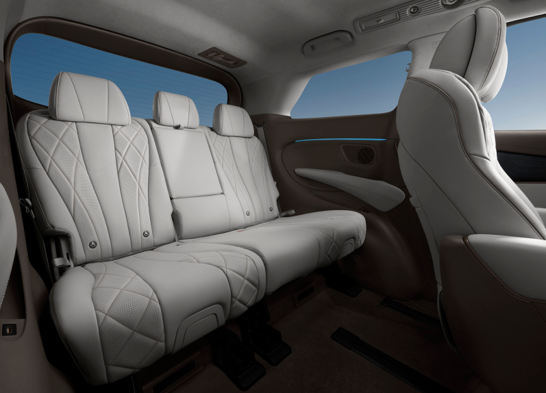 都卖大几十万，梦想家和腾势D9究竟怎么选？