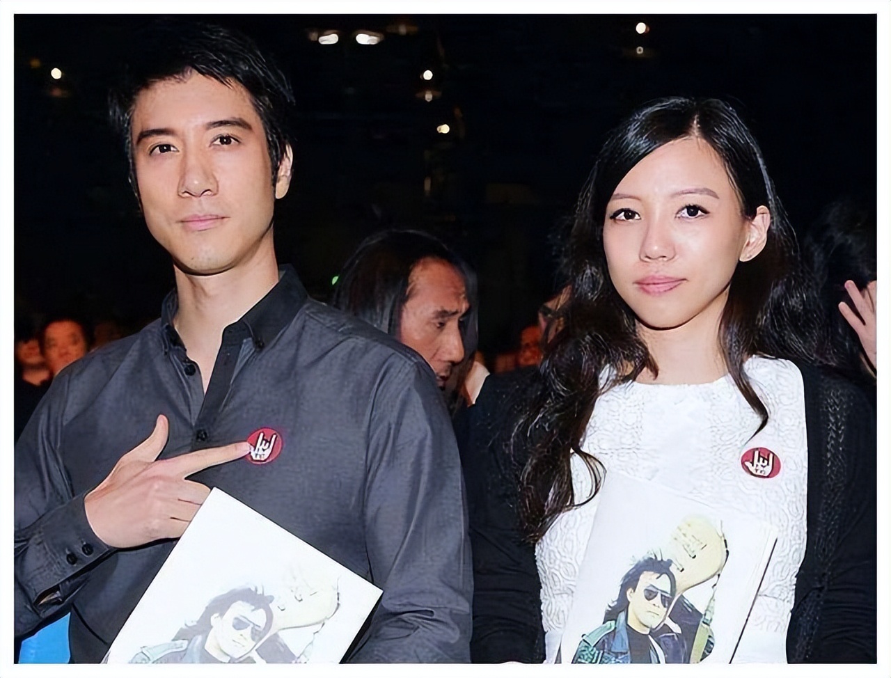 周杰伦在王力宏生日当天官宣演唱会重映是巧合还是故意