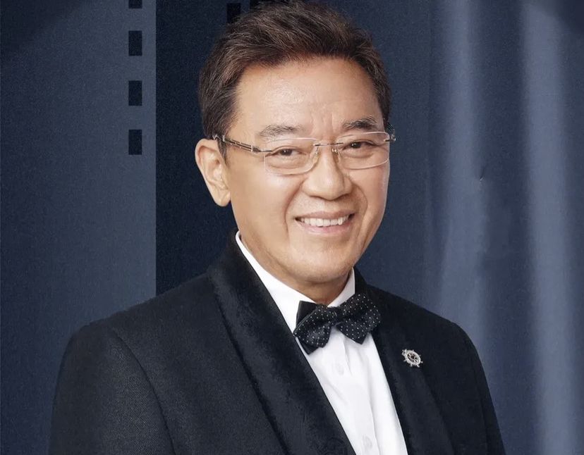 老戏骨李立群,太刚了!|李立群|十分钟|立竿见影_新浪新闻