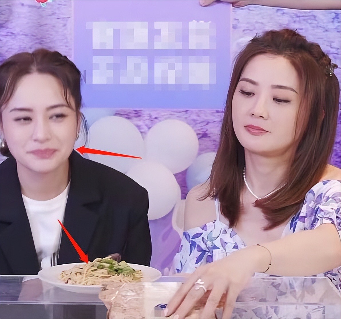 41岁阿娇直播卖面条,辣到眉头紧皱狂喝水,网友:一直在吃老本休闲区蓝鸢梦想 - Www.slyday.coM 41岁阿娇直播卖面条,辣到眉头紧皱狂喝水,网友:一直在吃老本休闲区蓝鸢梦想 - Www.slyday.coM