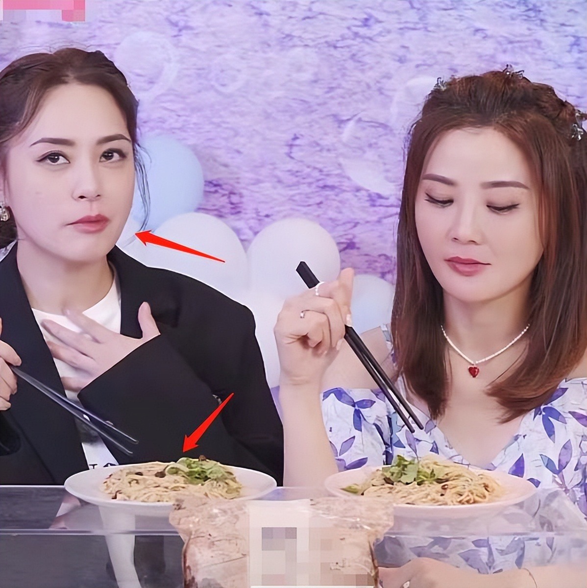 41岁阿娇直播卖面条,辣到眉头紧皱狂喝水,网友:一直在吃老本休闲区蓝鸢梦想 - Www.slyday.coM 41岁阿娇直播卖面条,辣到眉头紧皱狂喝水,网友:一直在吃老本休闲区蓝鸢梦想 - Www.slyday.coM