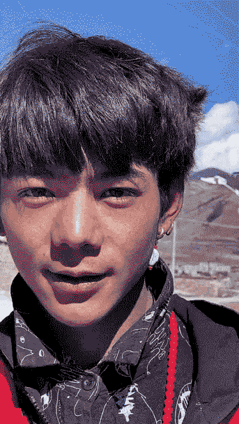 爆红2年后丁真私密日程表曝光原来这才是你的真面目