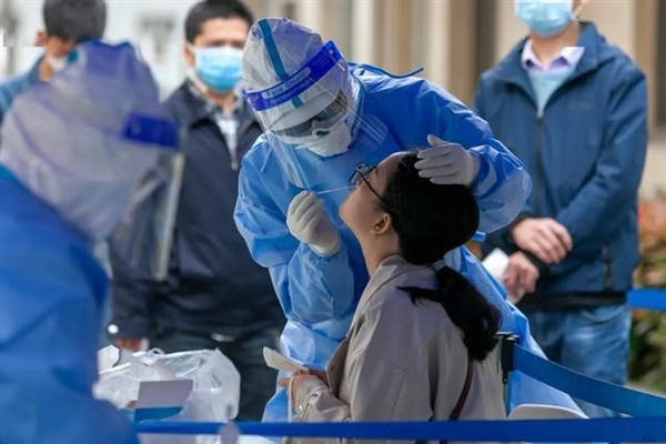 医生建议：做核酸前30分钟内别喝热水 会冲淡咽部病毒休闲区蓝鸢梦想 - Www.slyday.coM