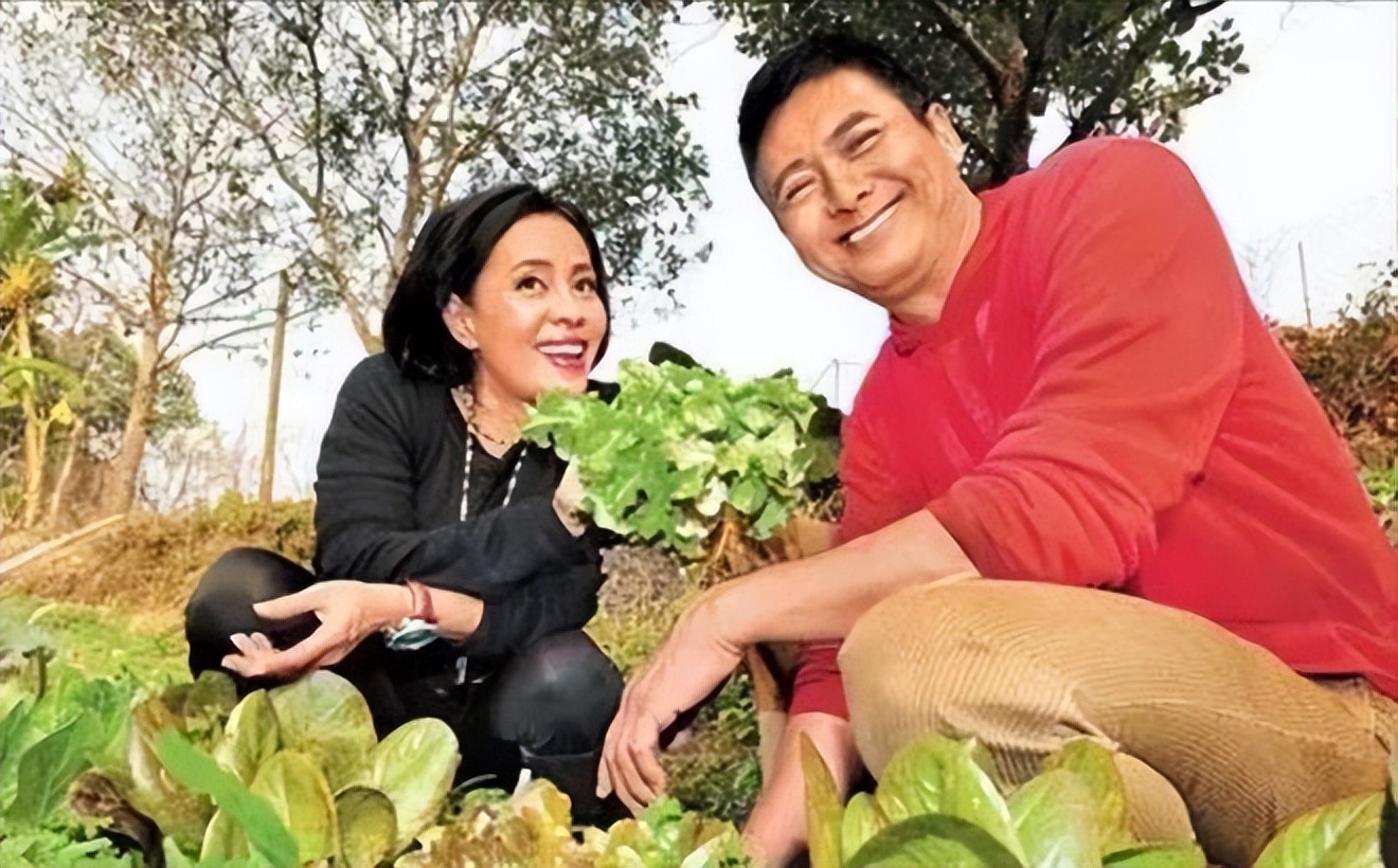 周润发和余安安离婚38年一个66岁没孩子一个62岁仍未婚