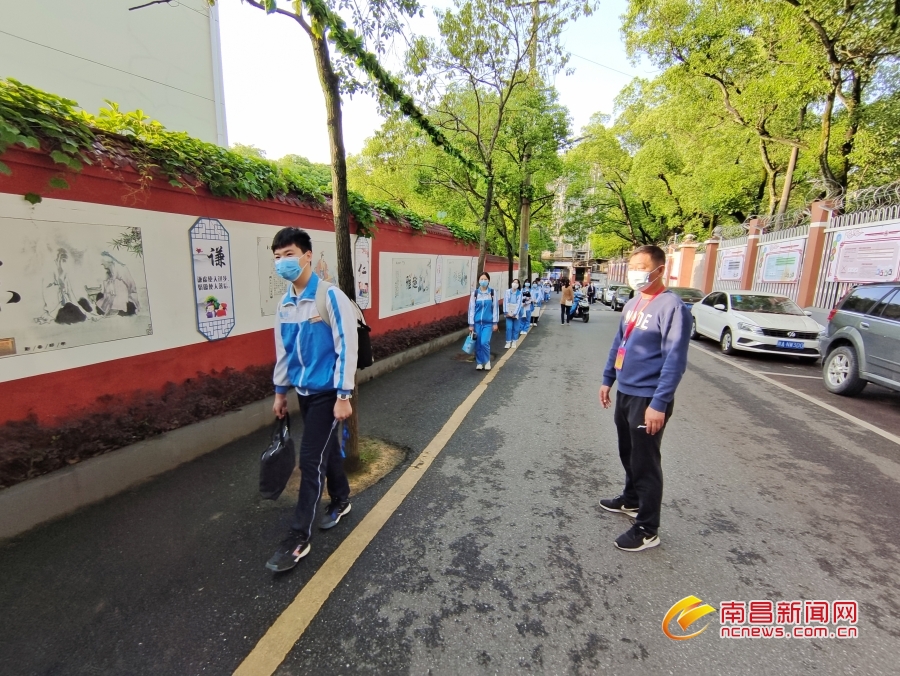 江西省疫情最新消息云开疫散学子归来新建区中学有序复课