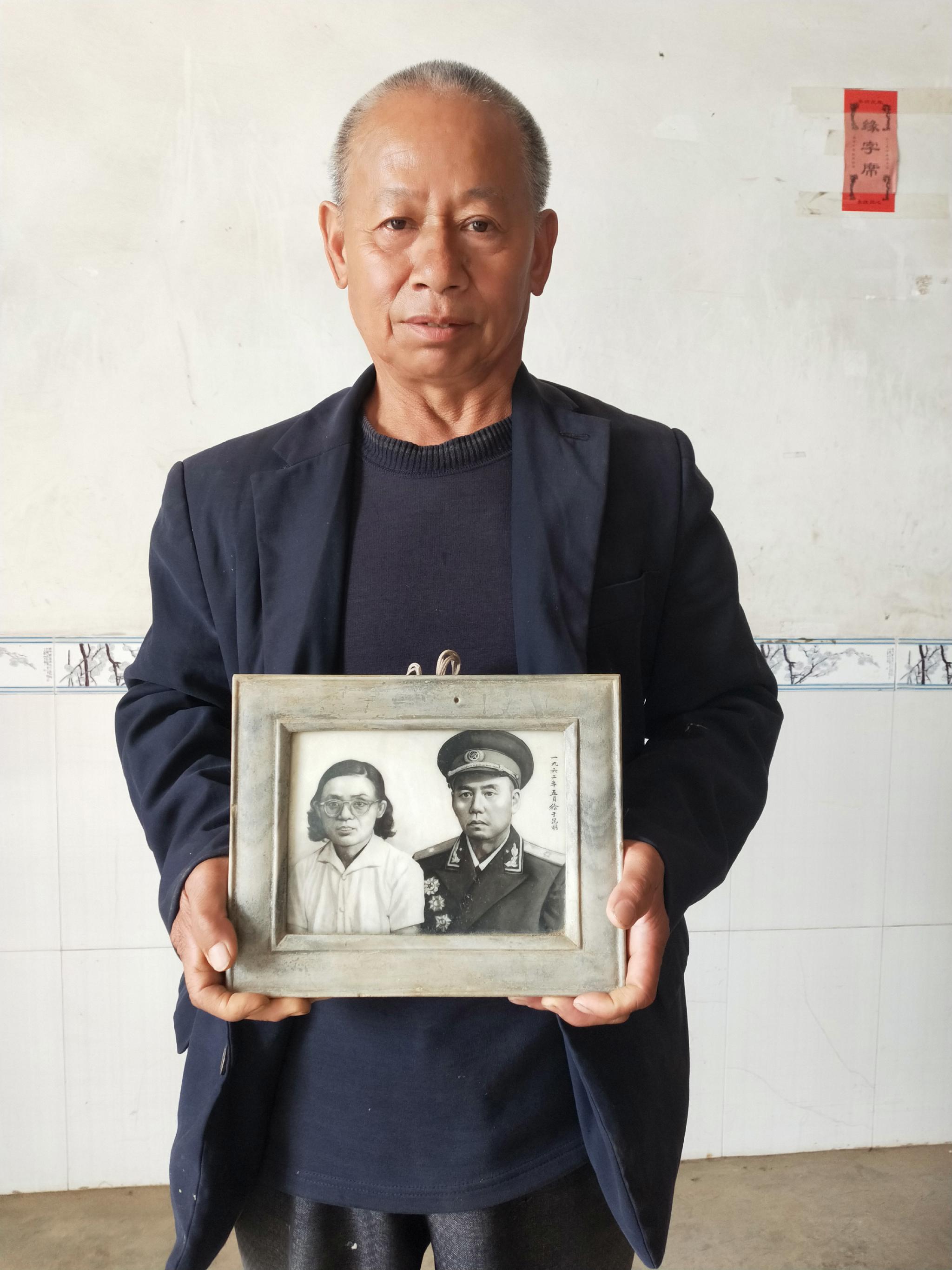 浏阳籍开国少将苏鲁的孙子牢记爷爷遗训,低调做人自立自强
